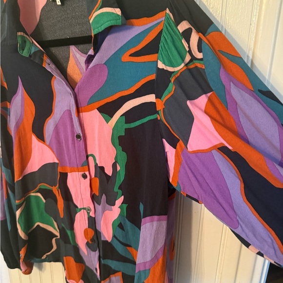 FRNCH Paris Floral Medium Button Up Blouse - Picture 5 of 7